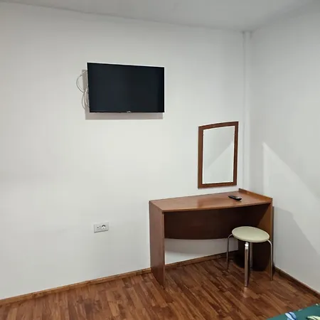 Traflor Termhouse Rustic Apartment Venus